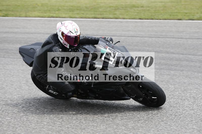 Archiv-2025/25 10.06.2025 MaxRacing ADR/Gruppe gruen/124